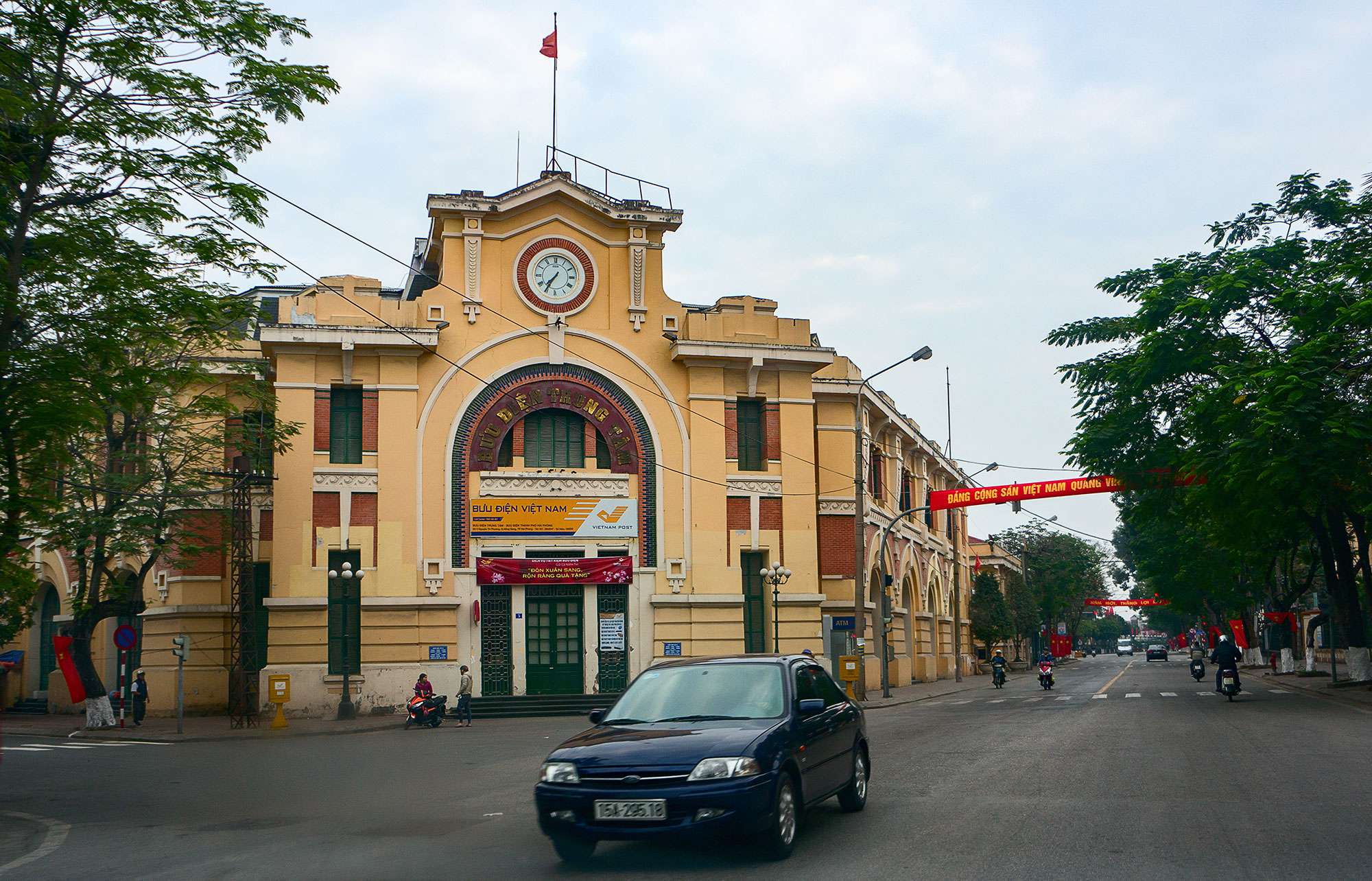 TÂM ĐIỂM 
SỐNG PHỒN VINH